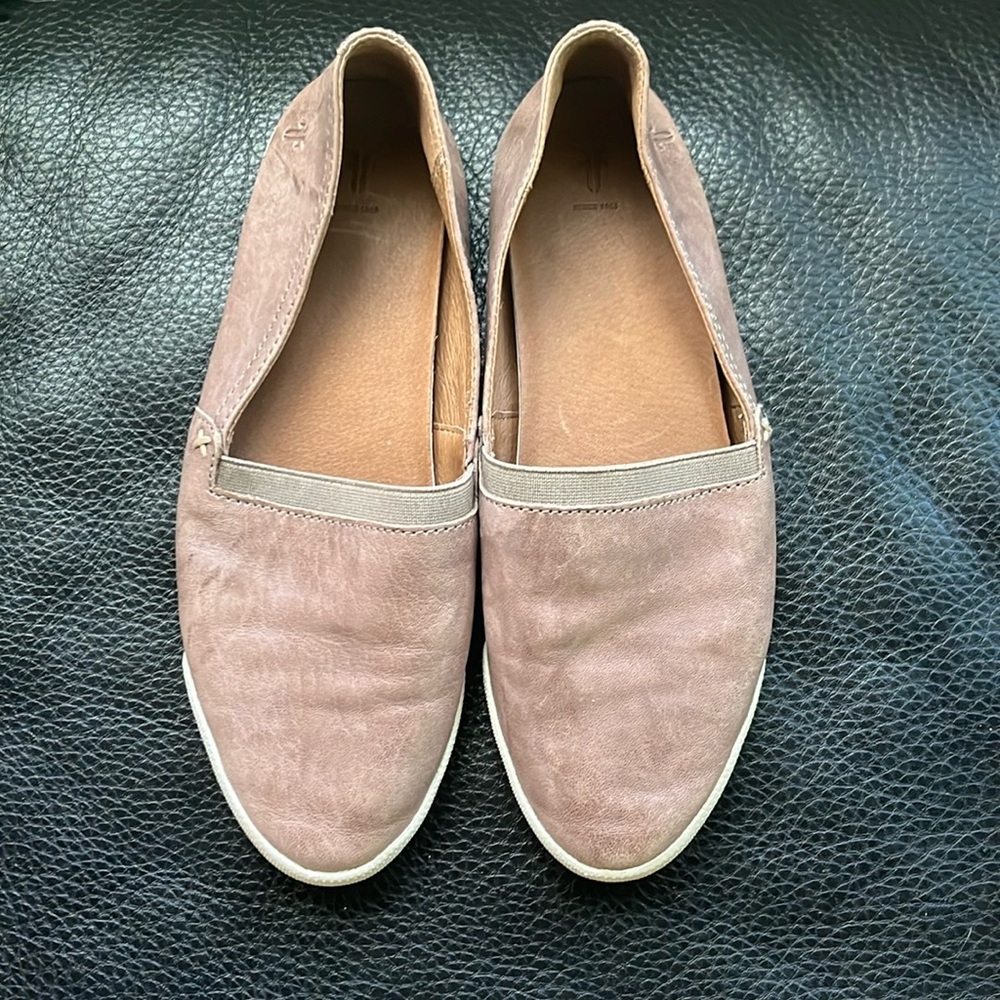 FRYE Melanie Italian Leather Distressed Flat Loafers Size 8M